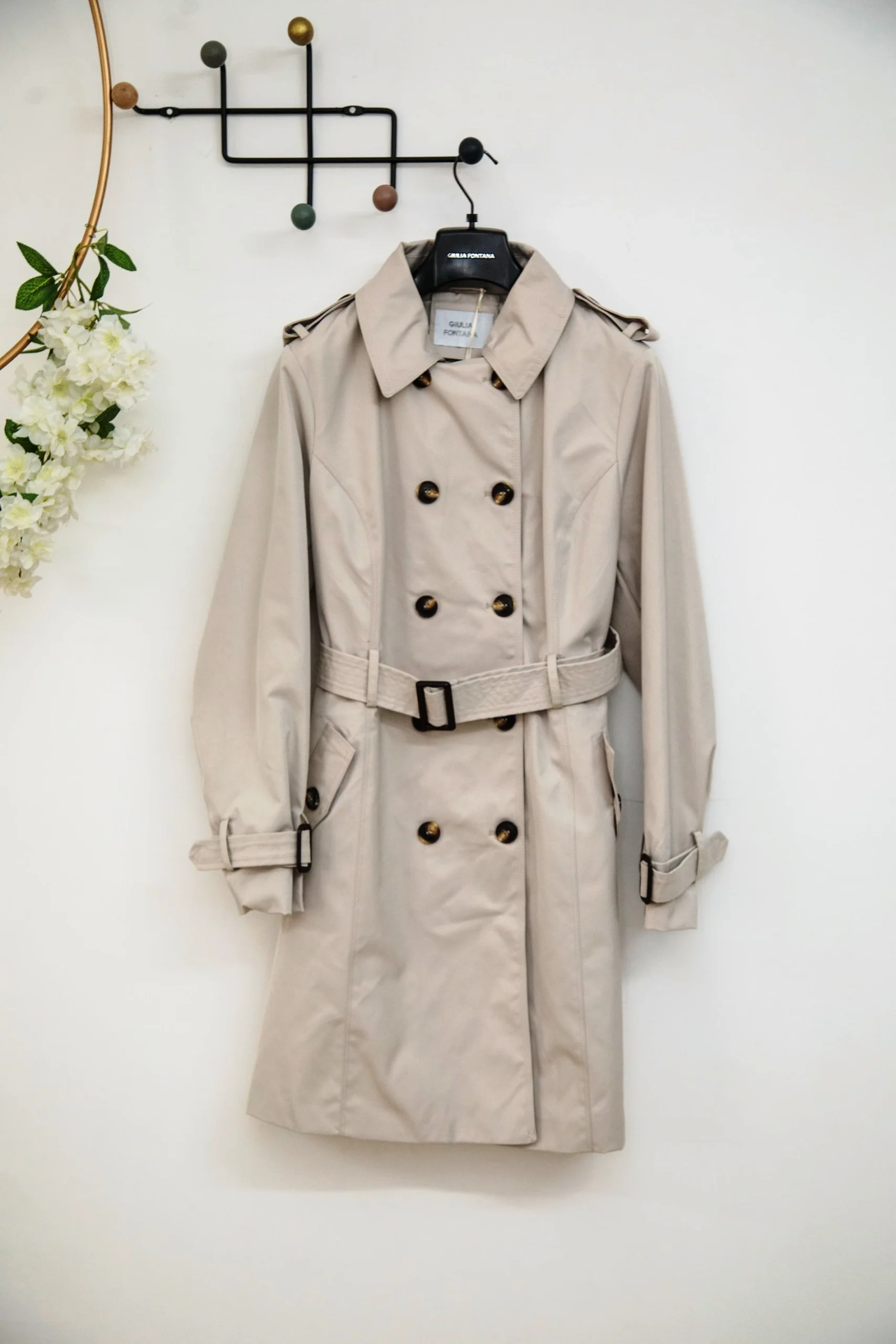 Trench color ghiaccio modello giulia